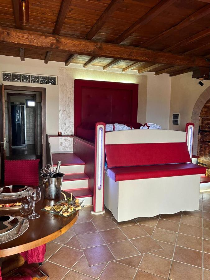 Agriturismo Albarosa-Terre Dell'Amore Марина-ди-Гроссето Экстерьер фото
